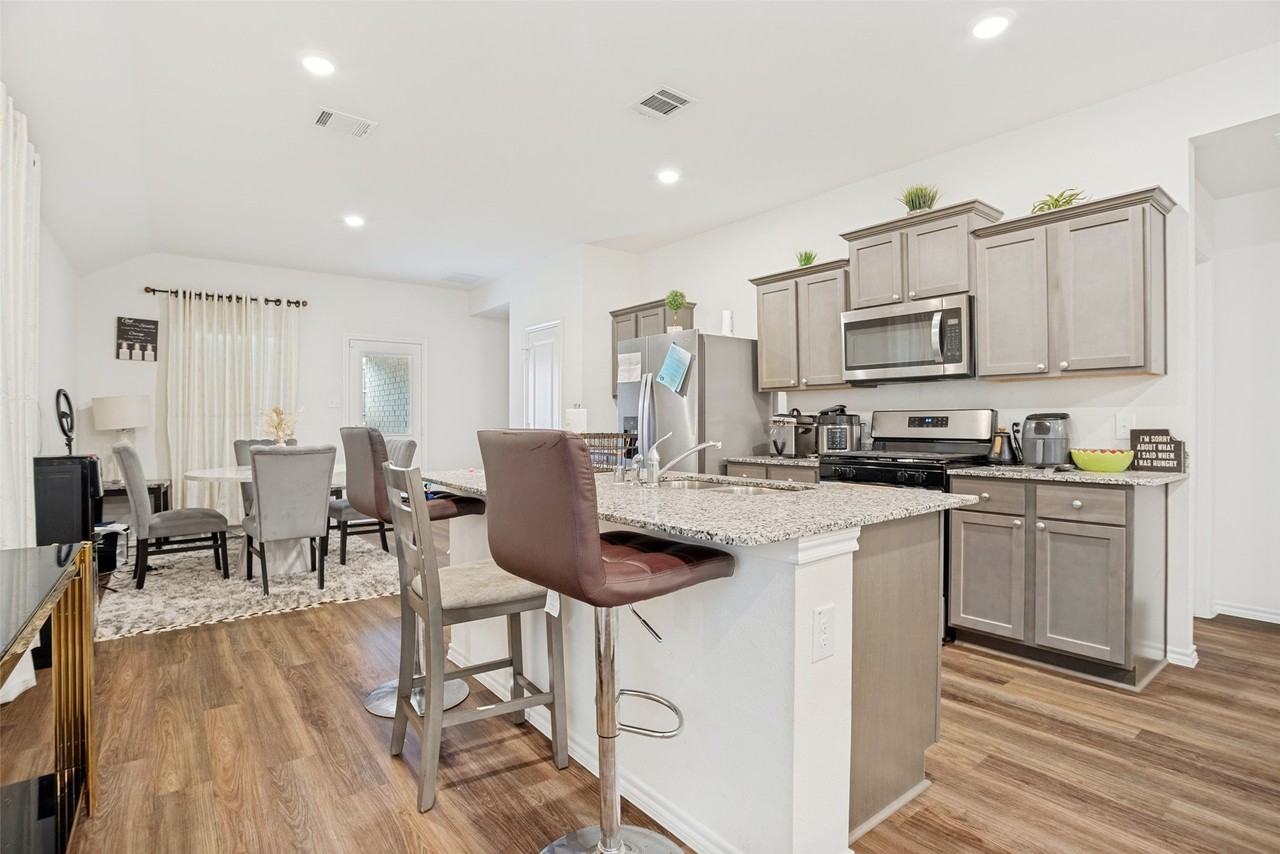 849 Good Cheer Ln - Photo 3 of 12