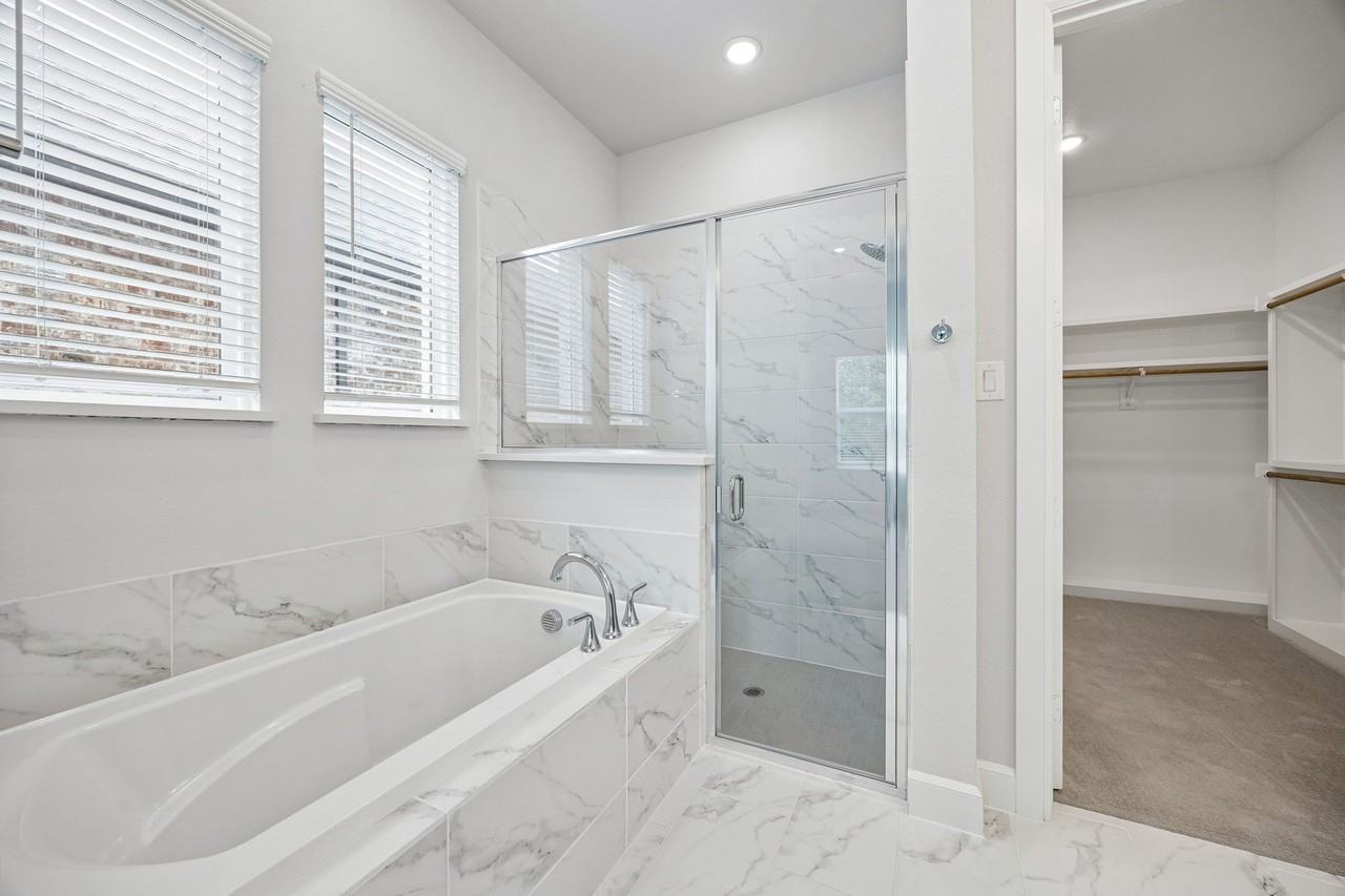 826 Marathon Ct - Photo 6 of 11