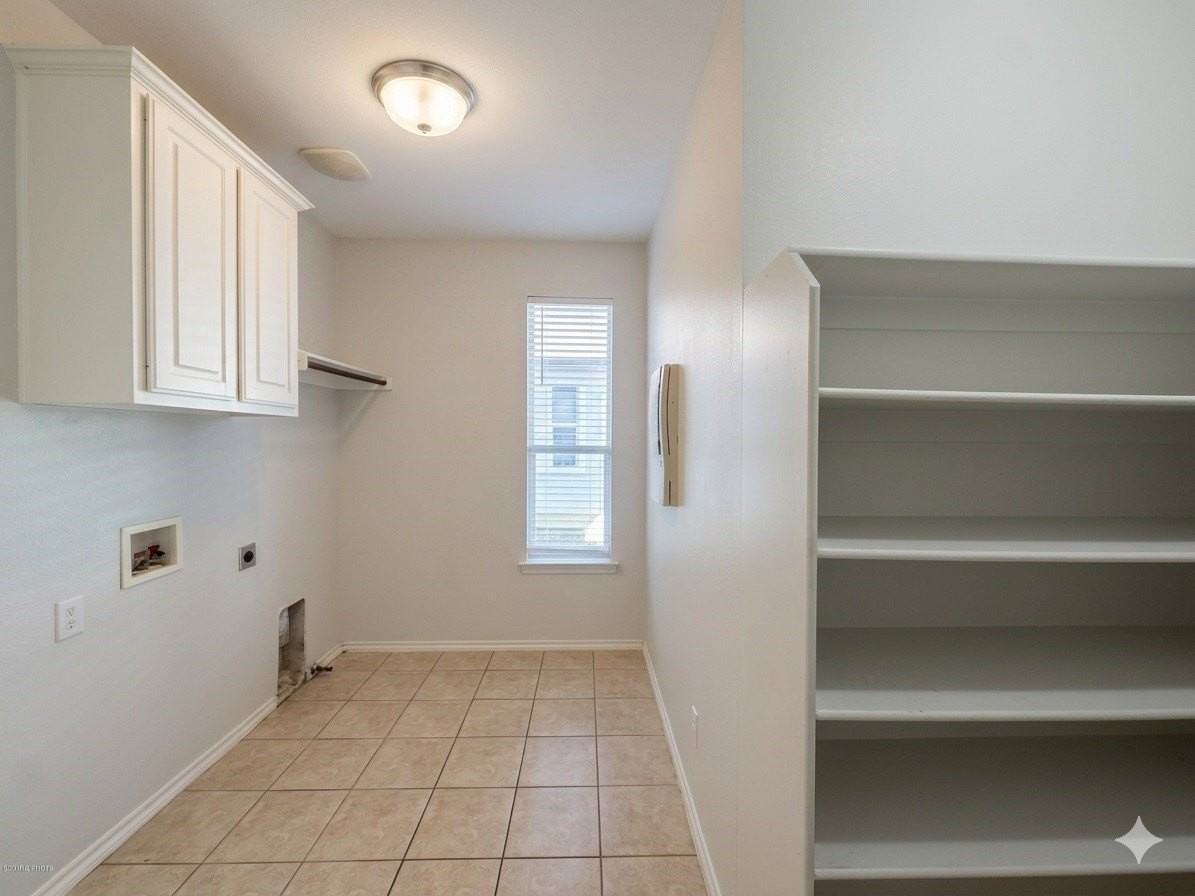5108 Keating St - Photo 6 of 35