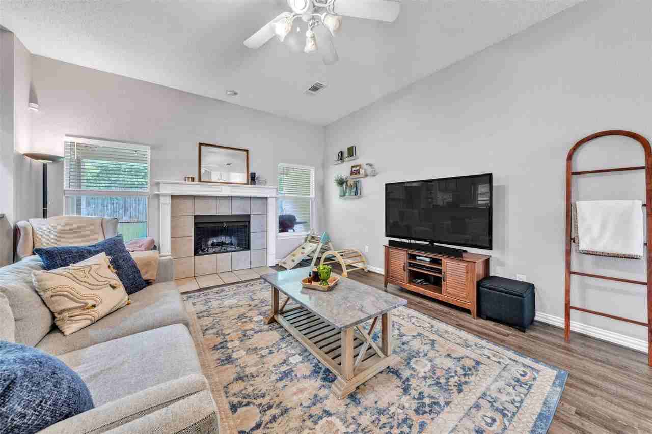 1618 Fern Dr - Photo 7 of 34