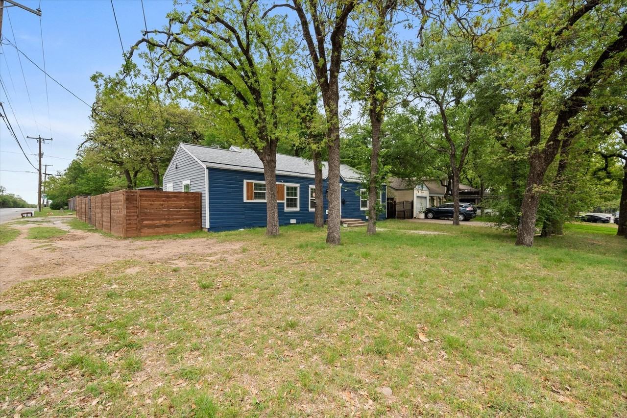 2020 Bluebonnet Dr