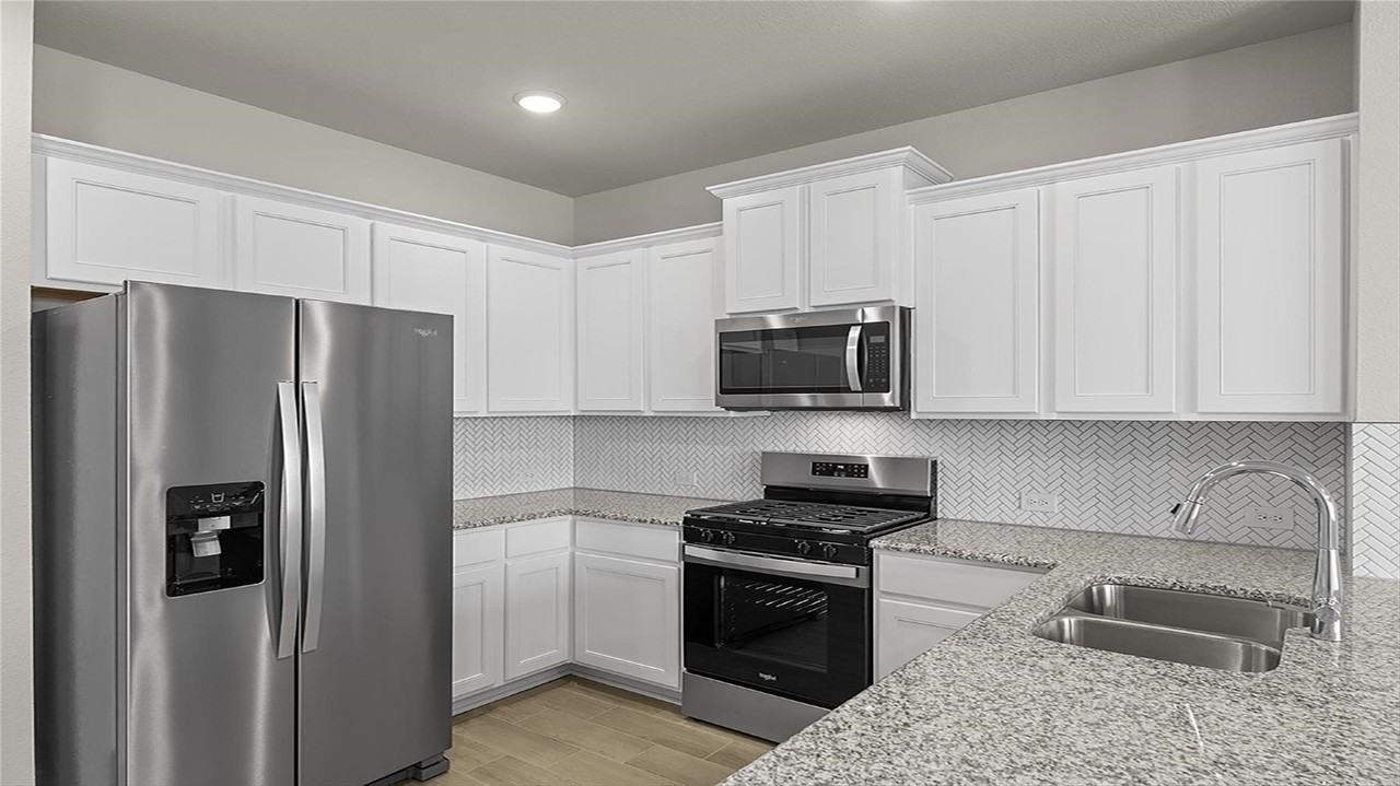 1205 Morgan Dr - Photo 7 of 20