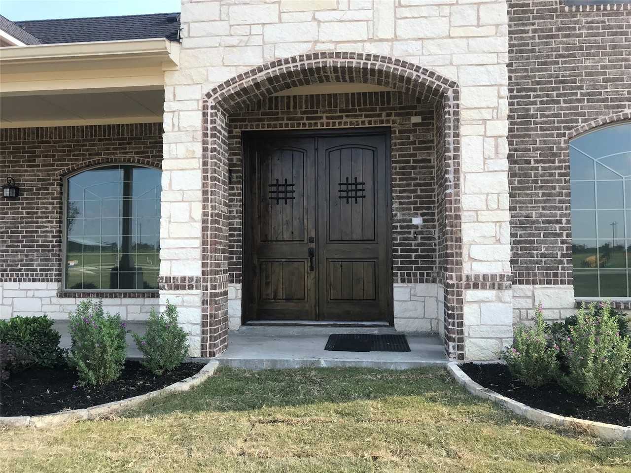 4220 Waterstone Estates Dr - Photo 2 of 40