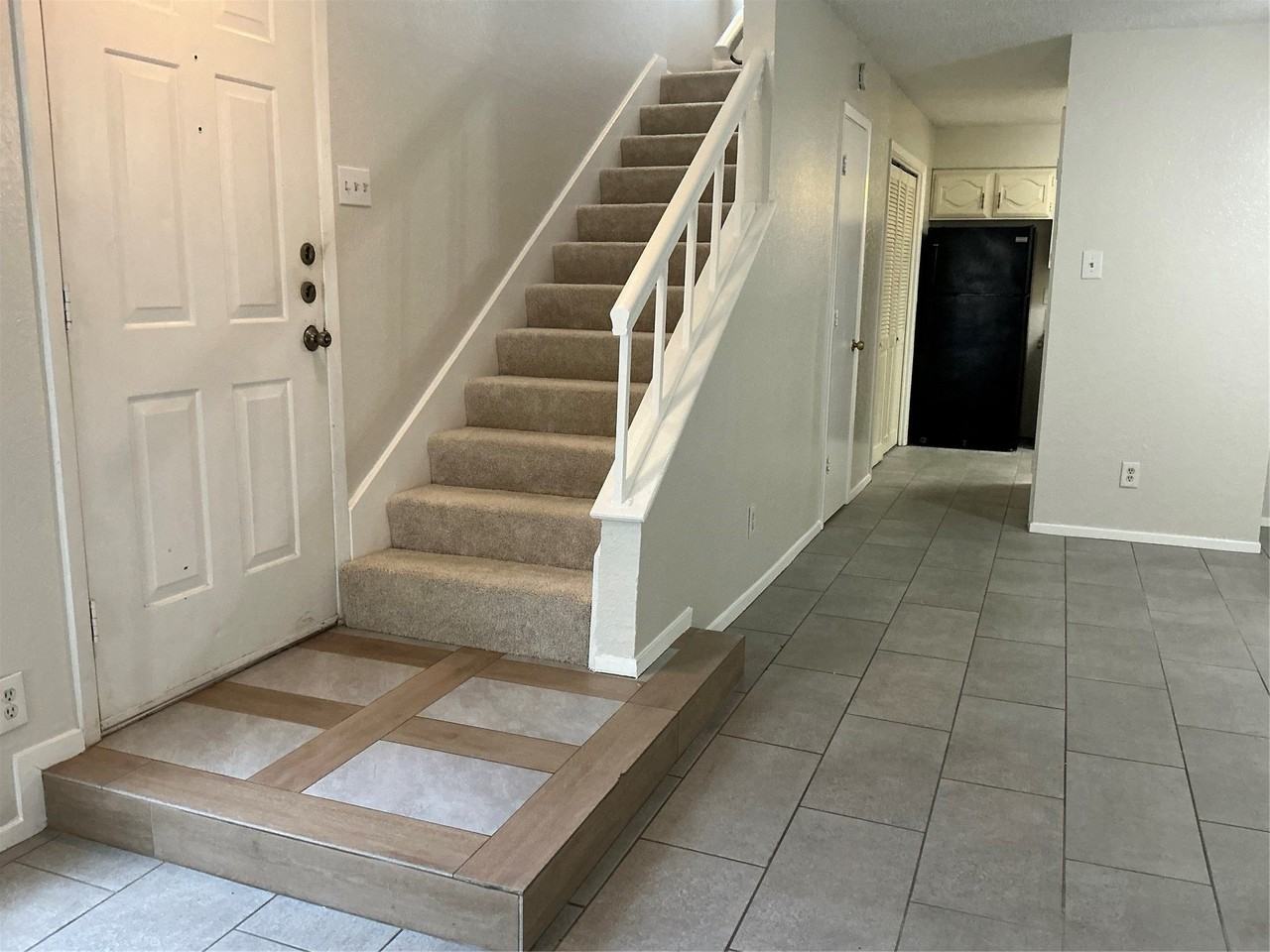923 Turtle Lake Blvd - Photo 5 of 19