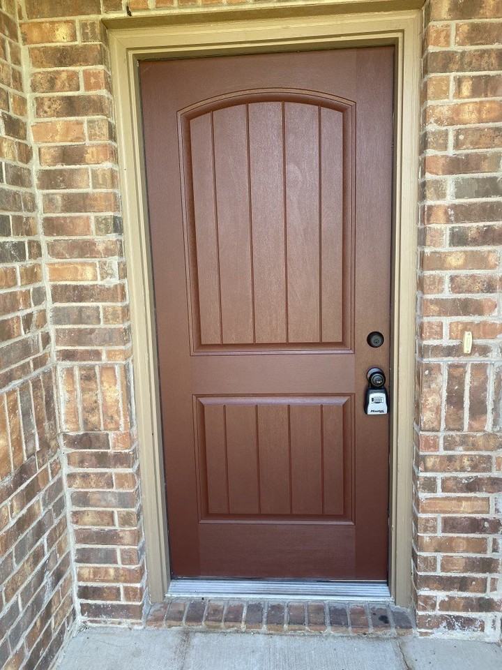 1426 Thibodaux Dr - Photo 2 of 16