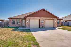 featured image of 612 N 6th St