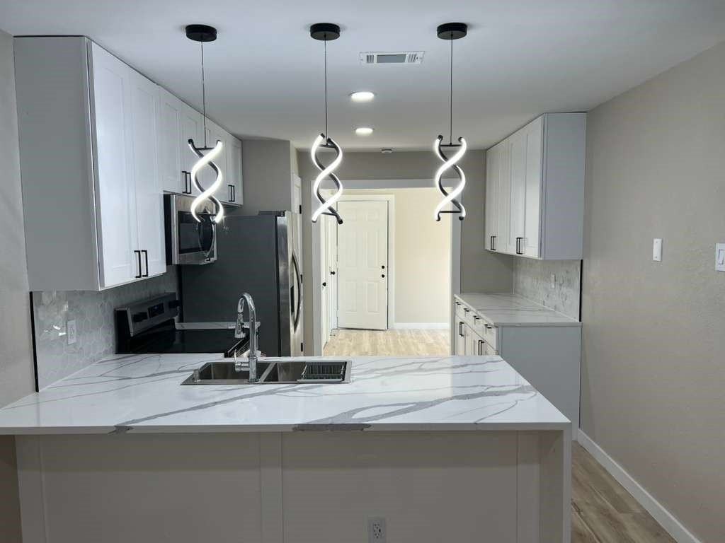 511 Amber Ln - Photo 5 of 29