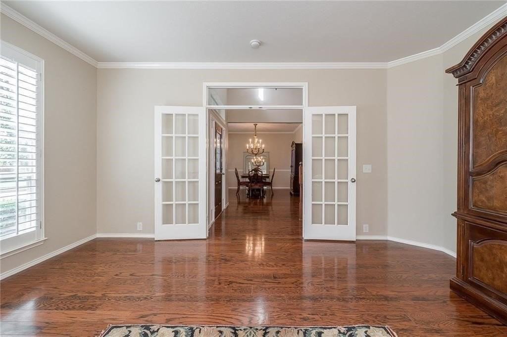 2374 Aspermount Dr - Photo 5 of 24