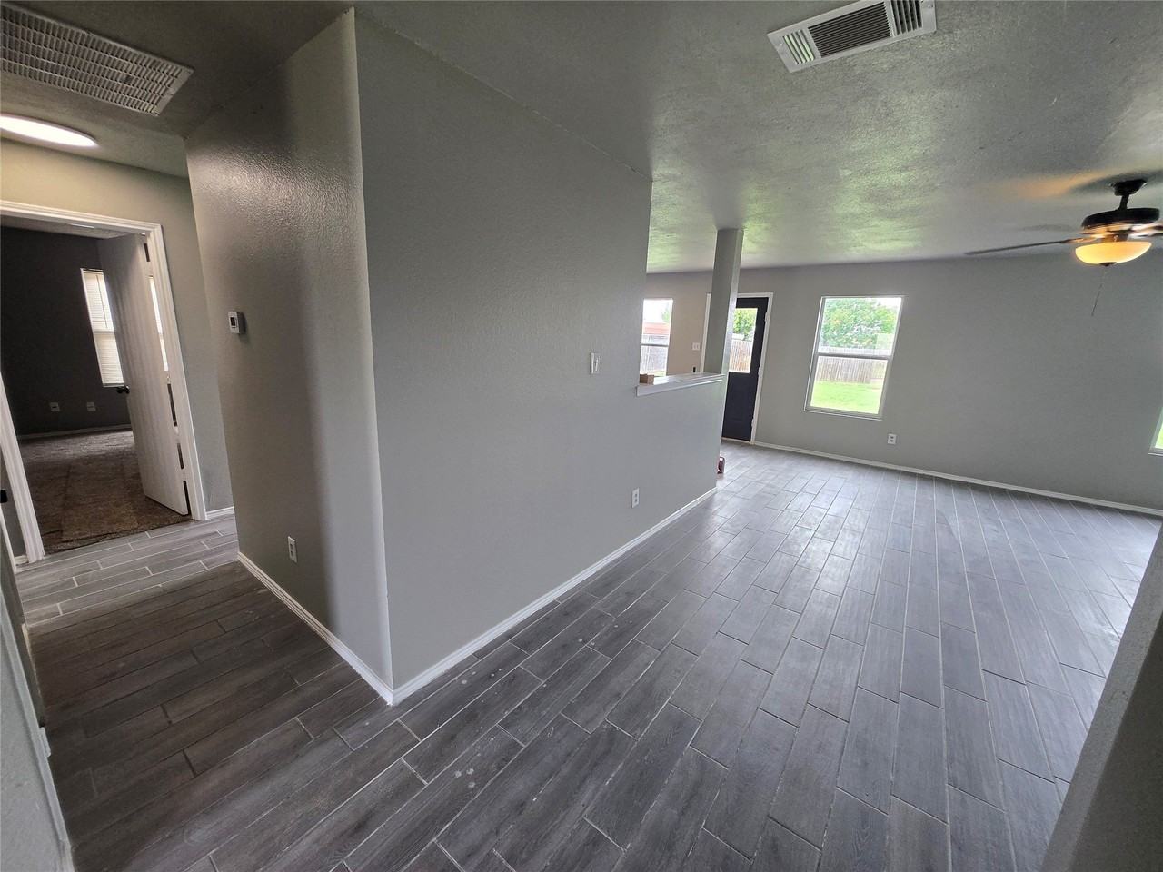 5702 Marietta Dr - Photo 5 of 34