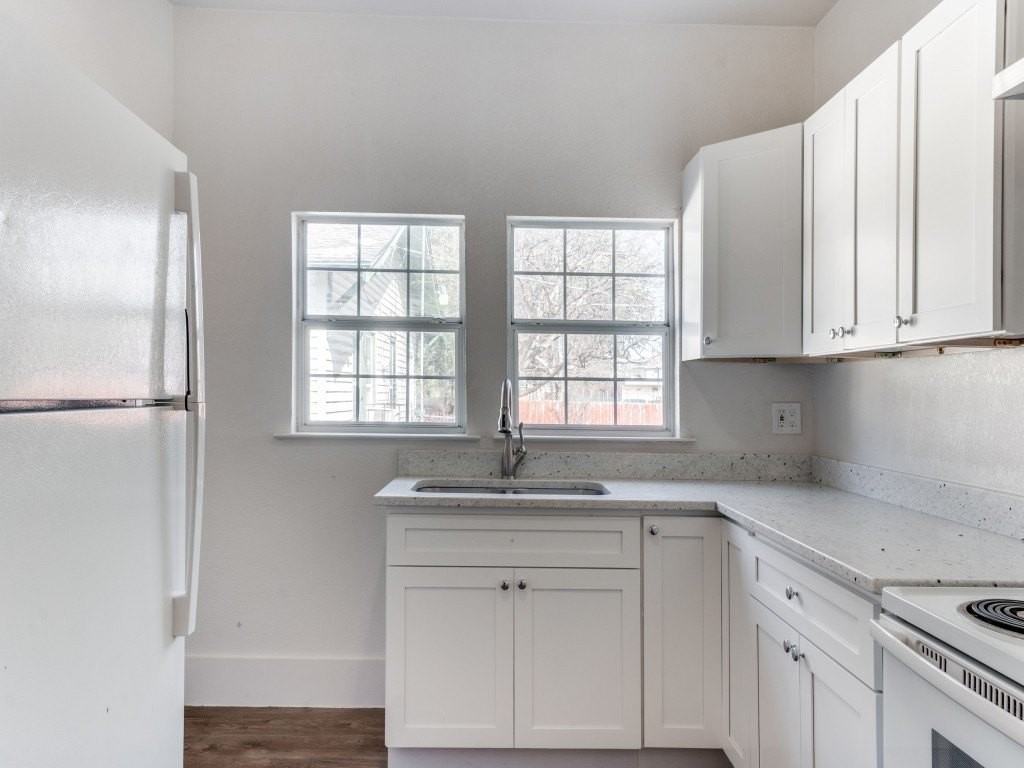 1630 Poplar St - Photo 7 of 20