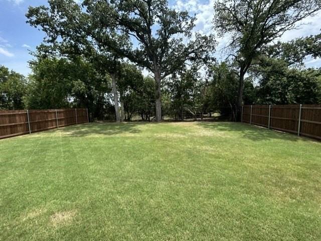 333 Lubbock Dr - Photo 2 of 28