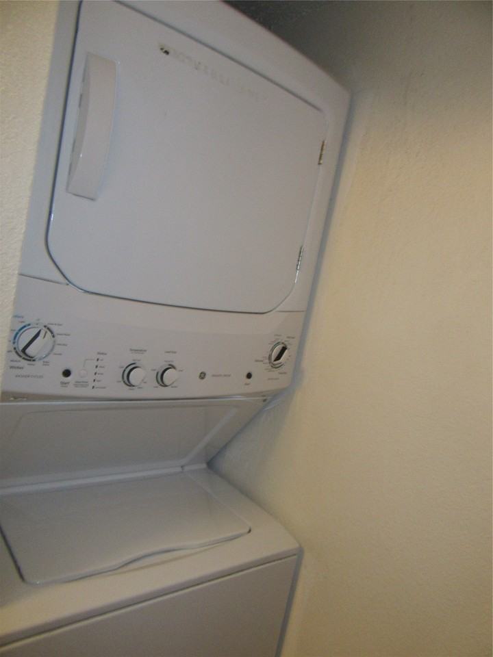 13211 Emily Rd #1211 - Photo 7 of 11