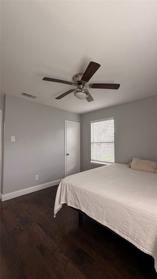 9605 Kittyhawk Ln - Photo 5 of 6
