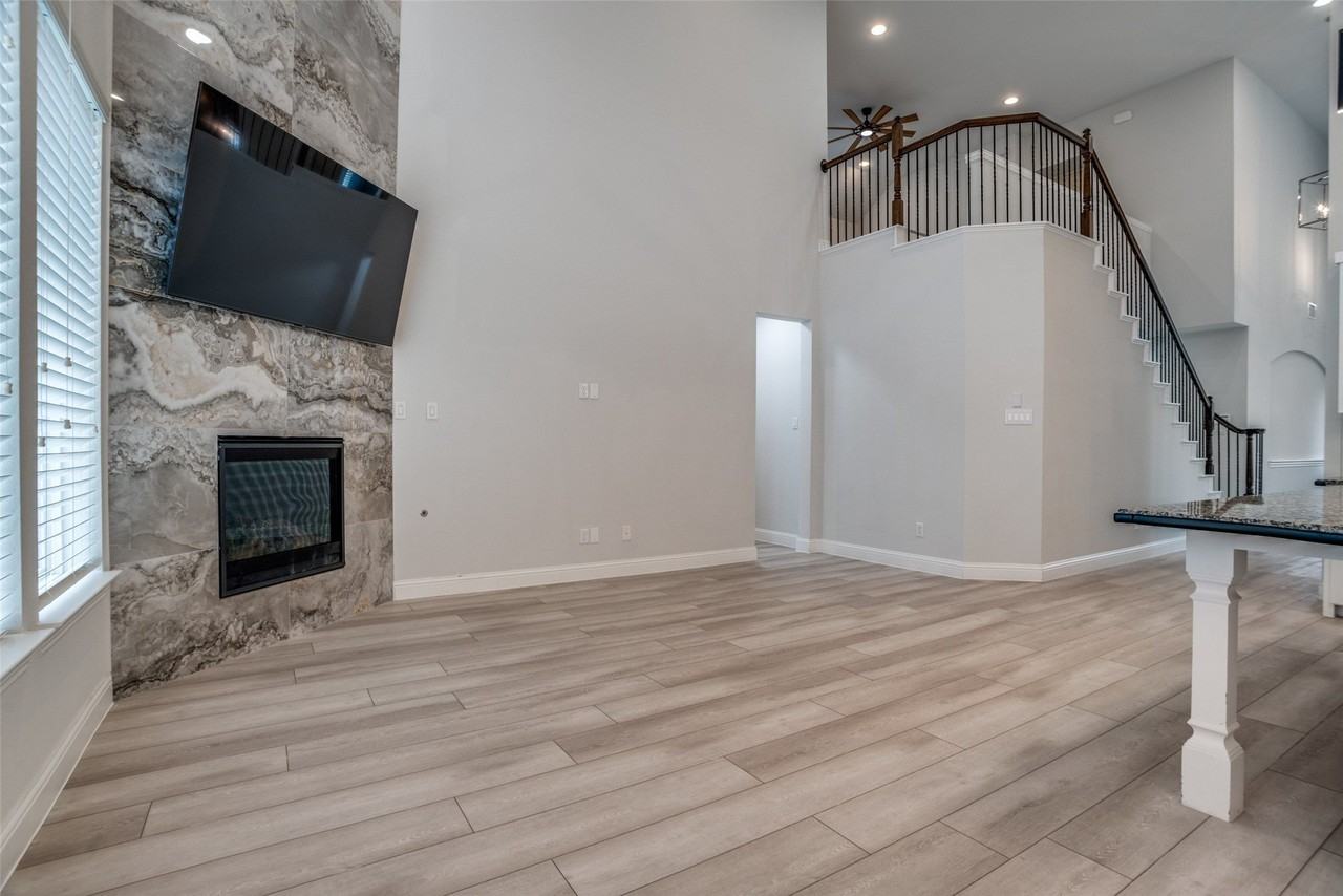 2811 Killdeer Trl - Photo 6 of 36