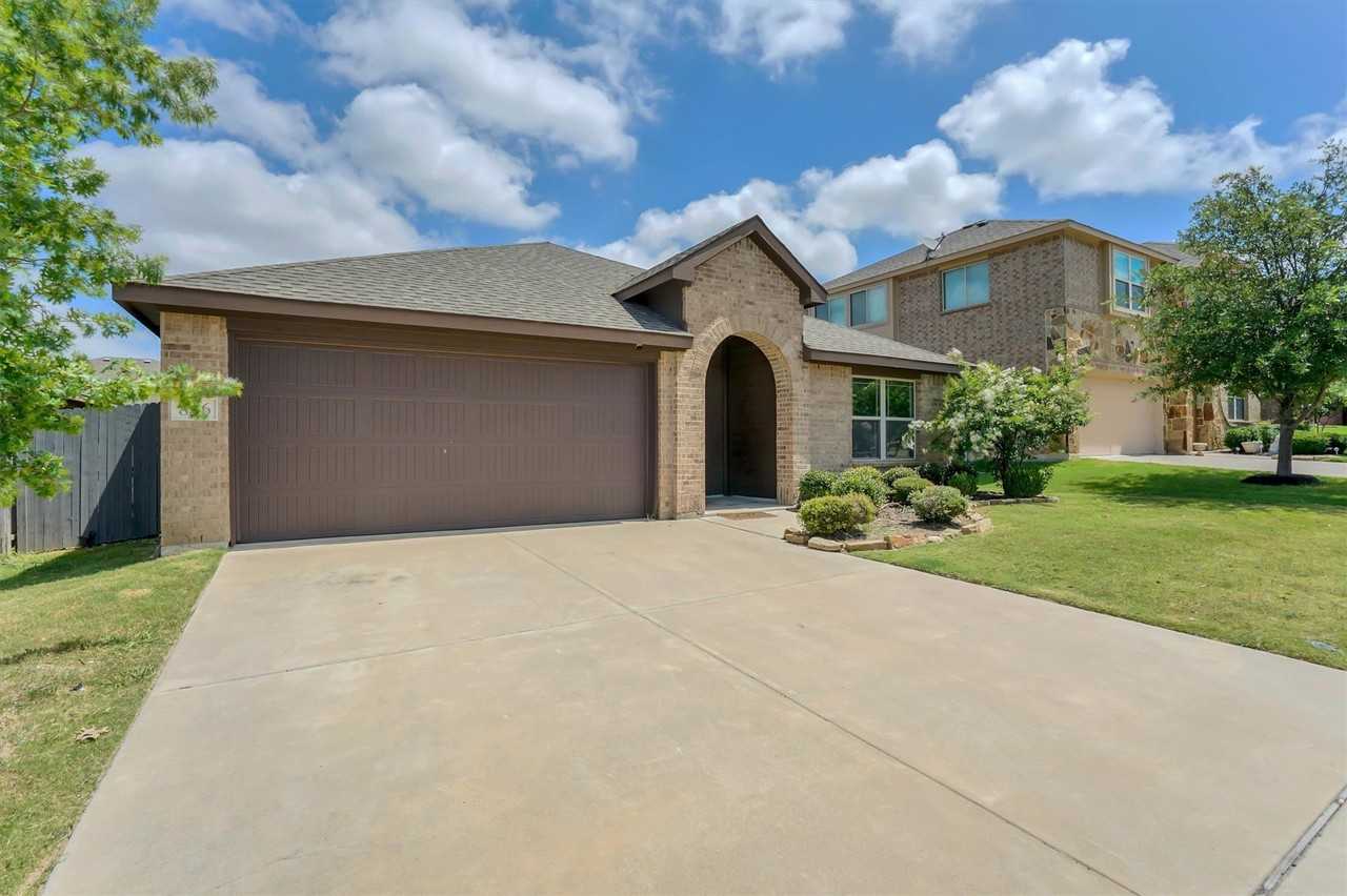 816 Oriel Cir - Photo 3 of 28