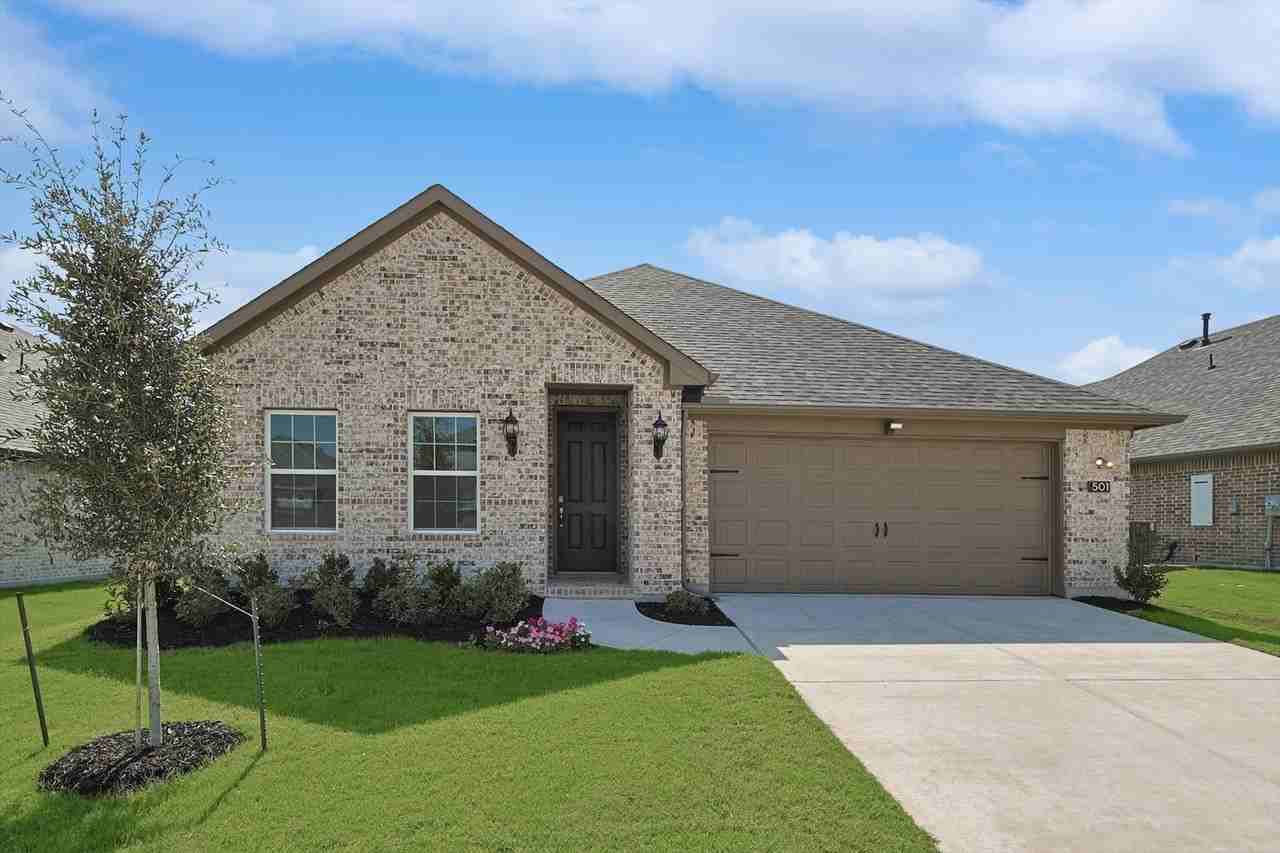 509 Amenduni Ln - Photo 3 of 35
