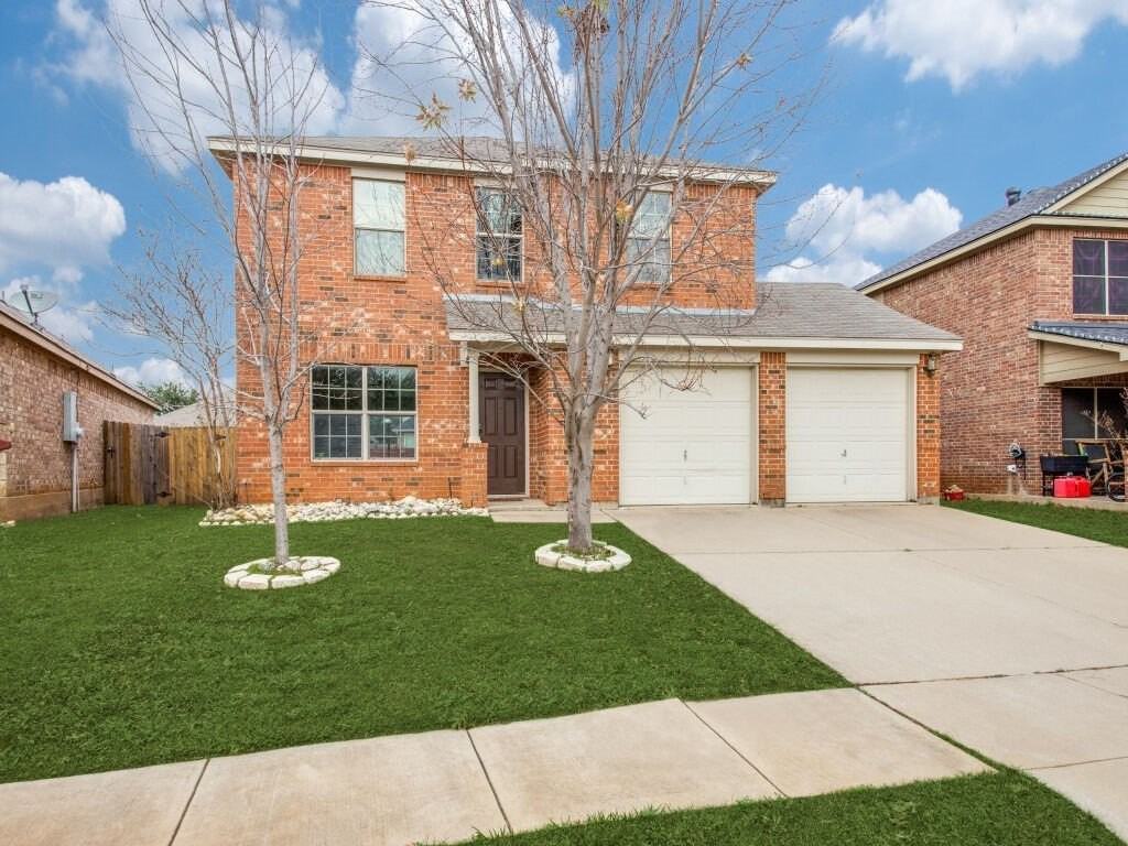1208 Boxwood Dr
