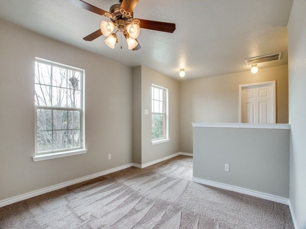 1208 Boxwood Dr - Photo 6 of 12