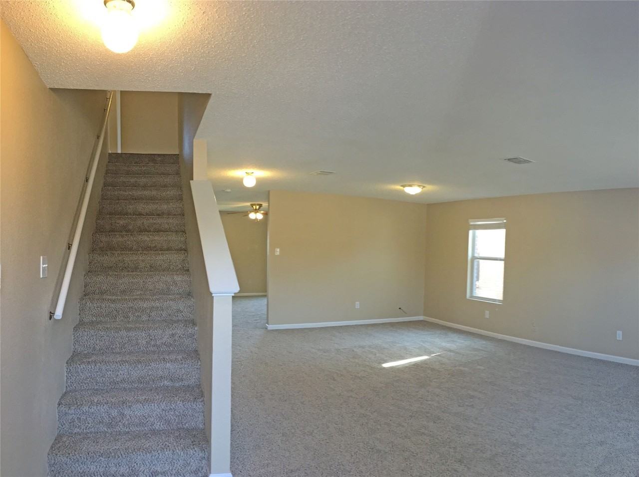 6908 Meadow Way Ln - Photo 2 of 19