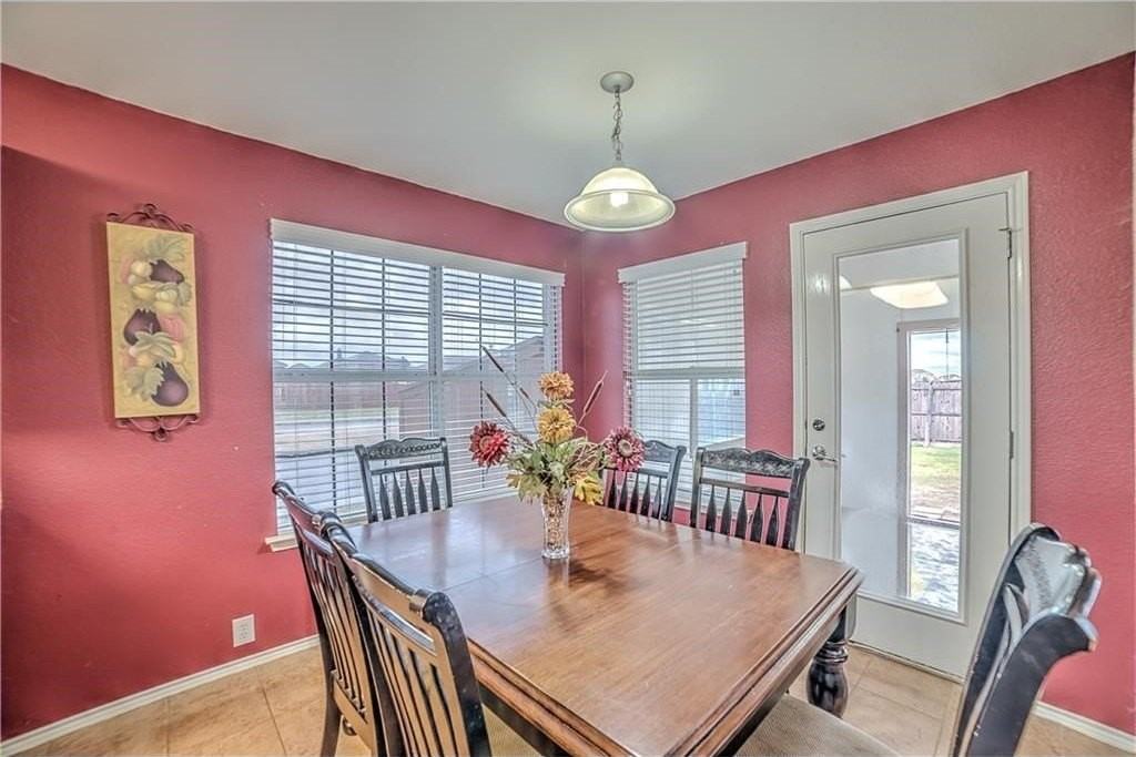 8801 Sierra Trl - Photo 7 of 23