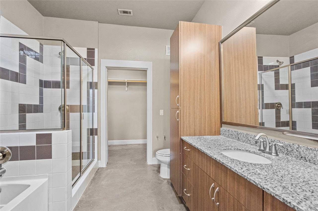 1965 Matilda St #200 - Photo 5 of 14