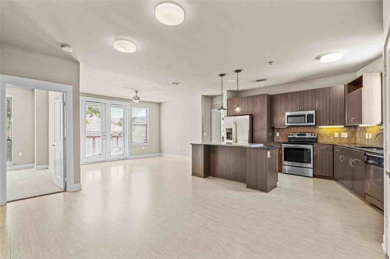 1965 Matilda St #200 - Photo 6 of 14