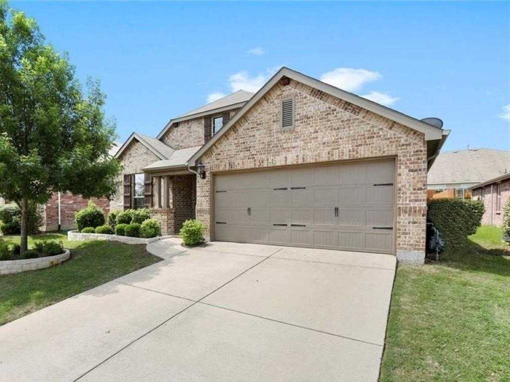 417 Hackberry Dr - Photo 2 of 34