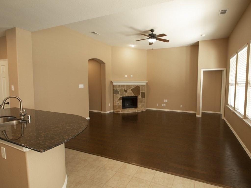 417 Hackberry Dr - Photo 6 of 34