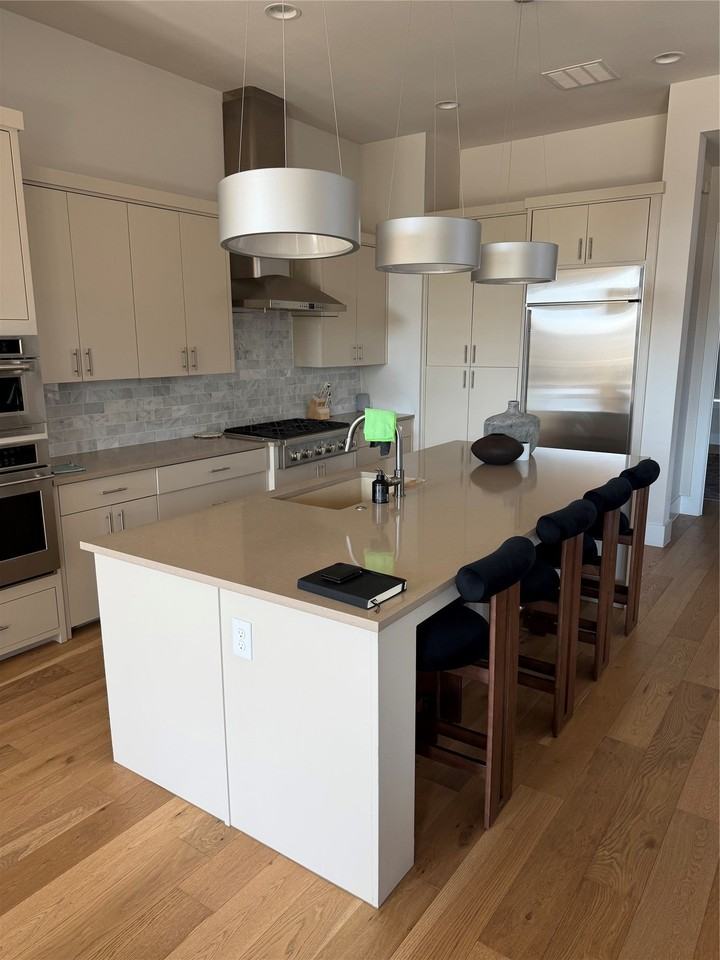 7606 Element Ave - Photo 6 of 9