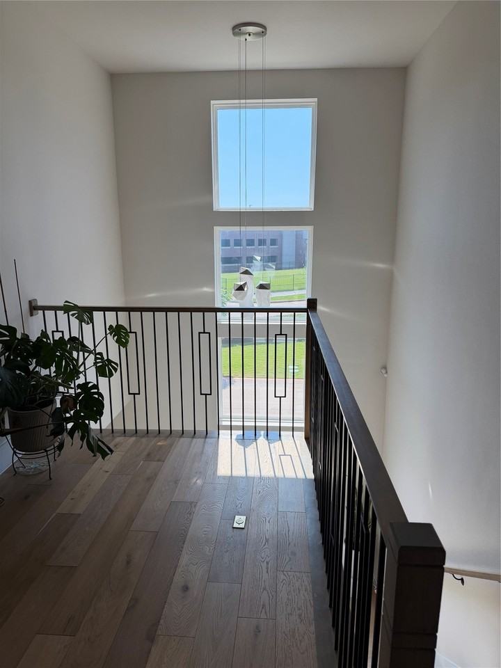 7606 Element Ave - Photo 7 of 9