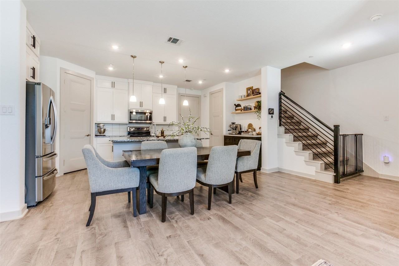 1648 Jude Dr - Photo 3 of 12