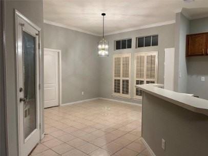 827 Ash Grove Ln #829 - Photo 3 of 14