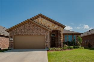 3329 Tamarack Ln - Photo 1 of 1