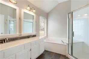 4249 Pinewood Dr - Photo 5 of 11