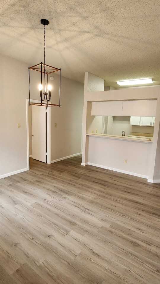 520 Kirkland Dr - Photo 5 of 17