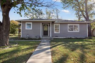 306 N Walnut St - Photo 1 of 1
