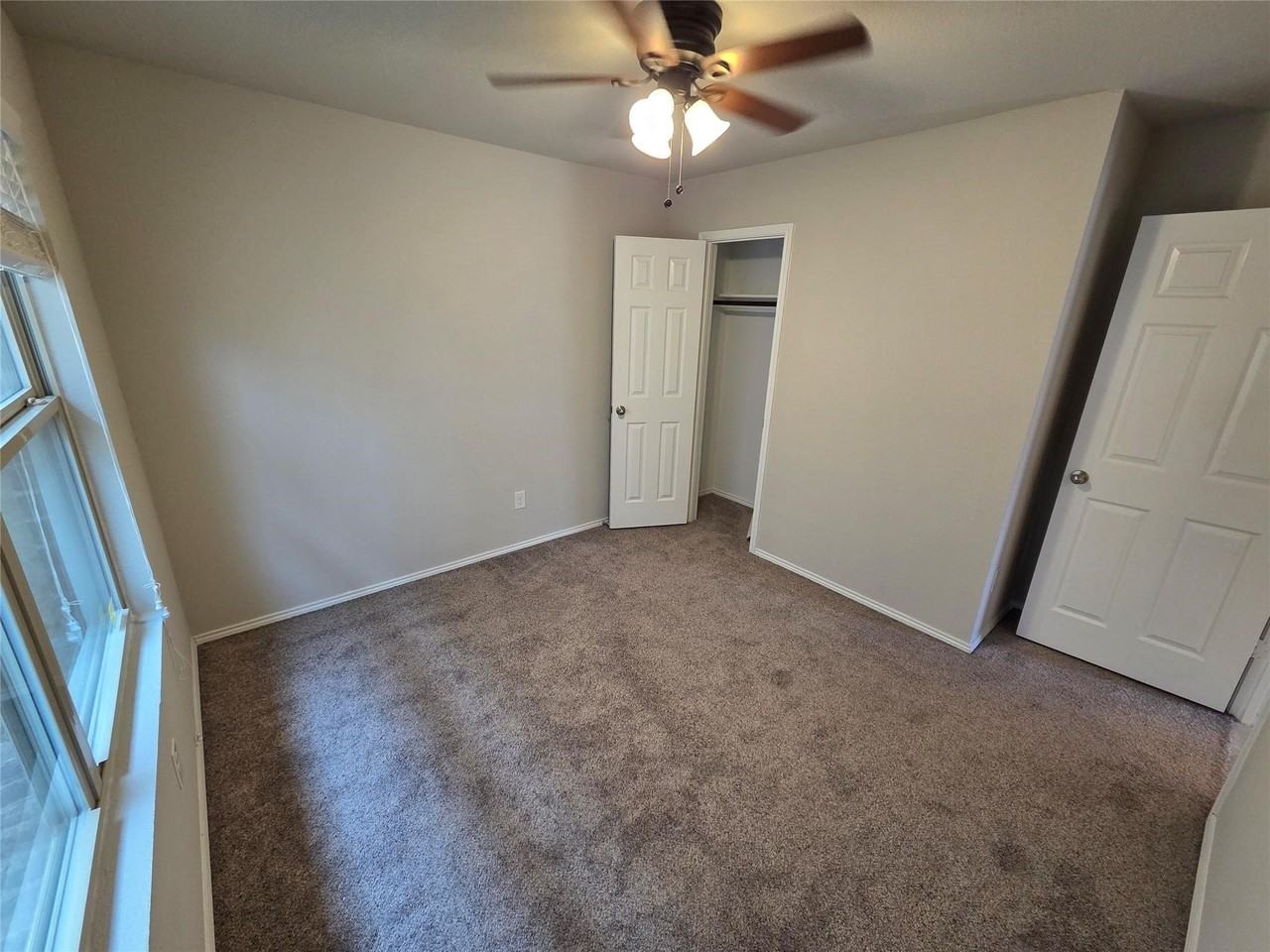 7504 Boat Wind Rd - Photo 6 of 17