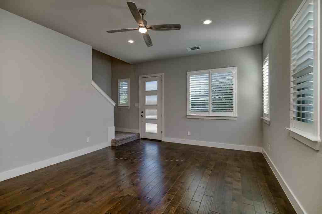 218 Wimberly St - Photo 5 of 23