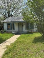 featured image of 1130 Lewis St