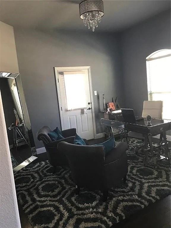 1616 Signature Dr - Photo 3 of 16