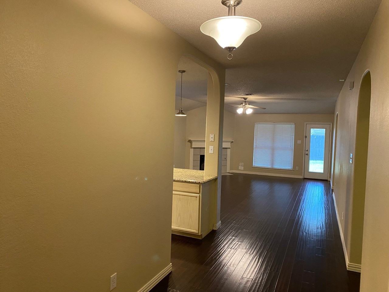 9909 Carter Dr - Photo 4 of 38