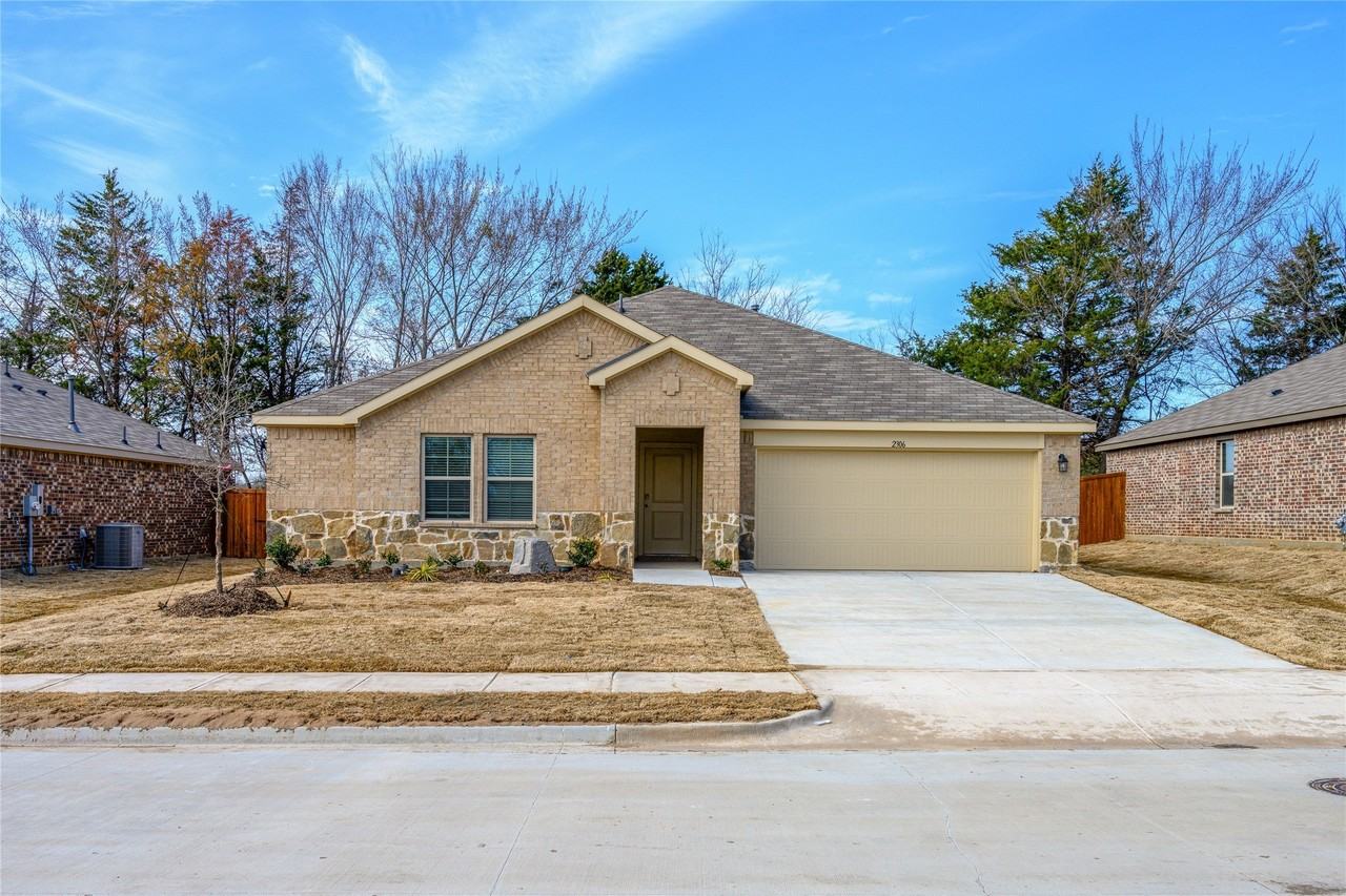 2306 San Jacinto Way - Photo 2 of 26