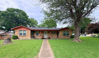 featured image of 1226 Linkwood Ln