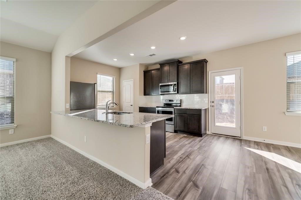 Lakeridge Dr - Photo 7 of 24