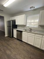 featured image of 1302 Berry Dr #A