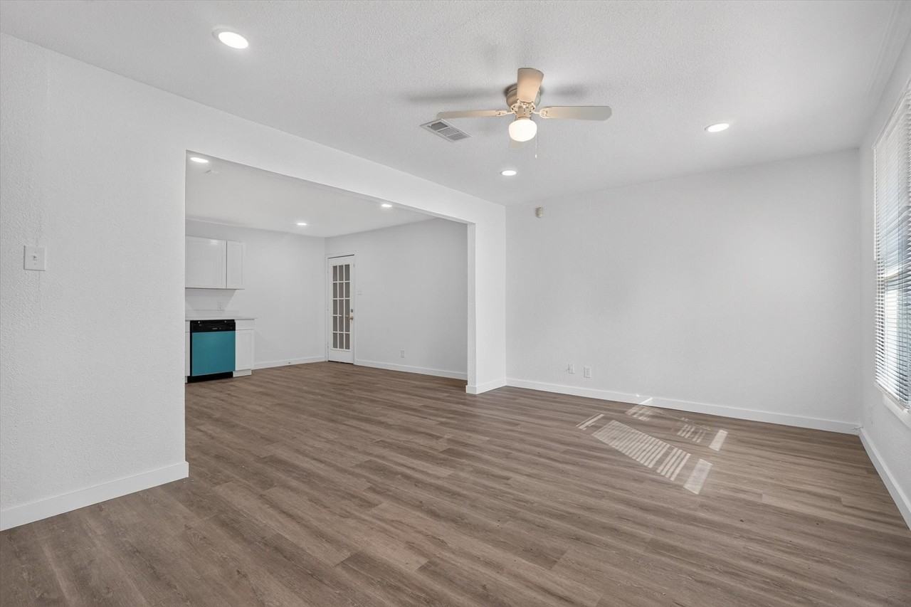 541 Nw King St - Photo 6 of 25