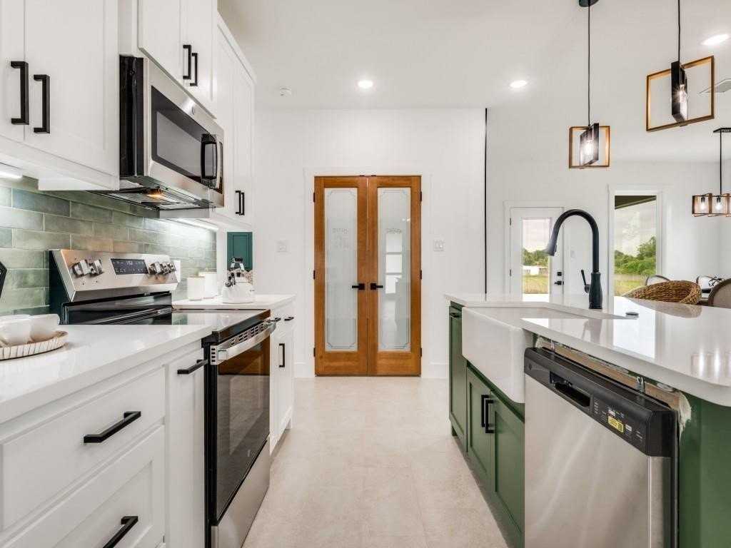 1005 Agua Escondida Court - Photo 3 of 6