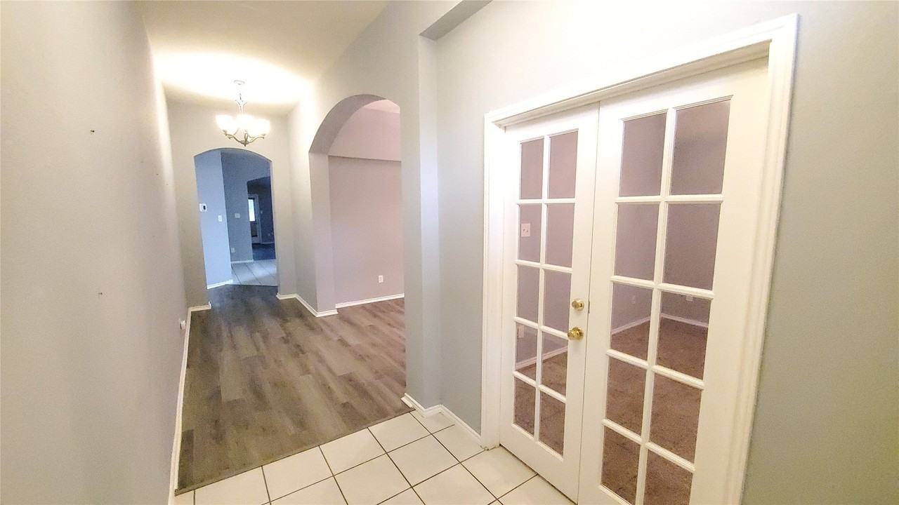 2636 Cumberland Trl - Photo 2 of 26