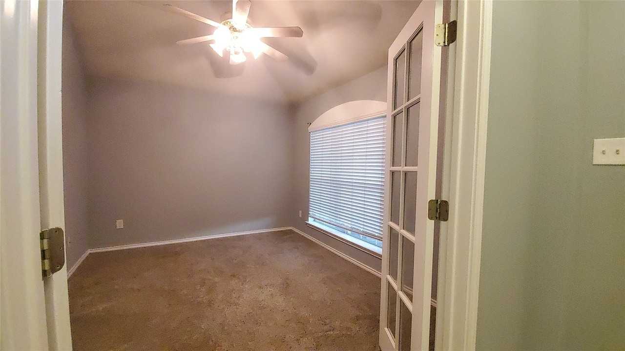 2636 Cumberland Trl - Photo 4 of 26