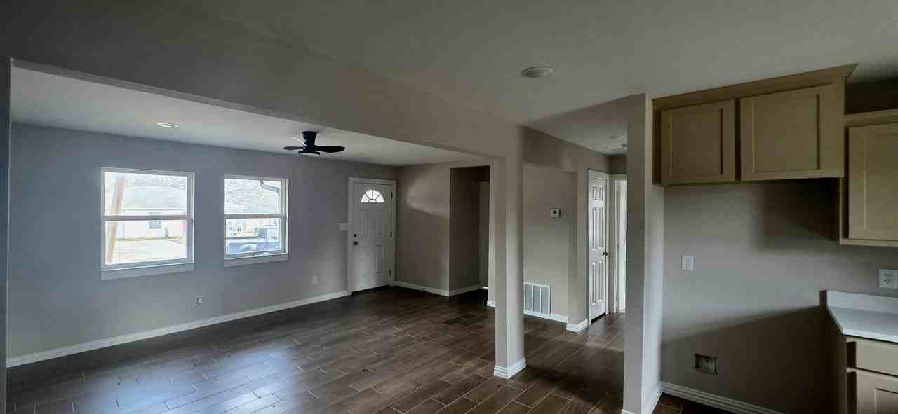 4017 Pickett St - Photo 4 of 13